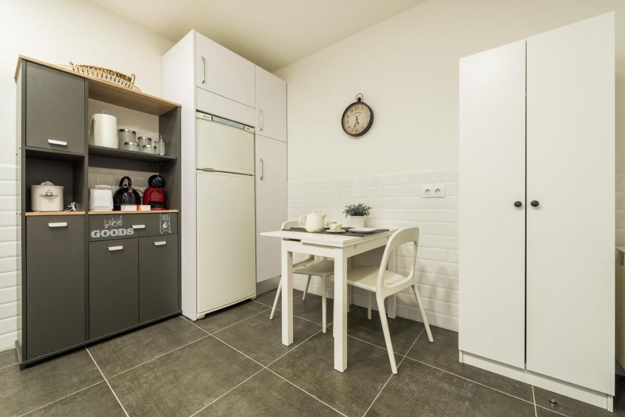For You Rentals Free Wifi Apartment Temporal Malasana Madrid Center Mal27 Luaran gambar